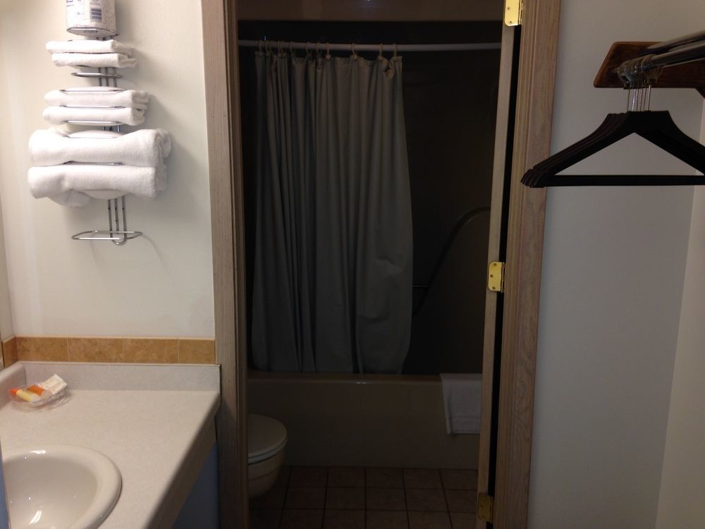 Value Host Motor Inn Marquette Luaran gambar