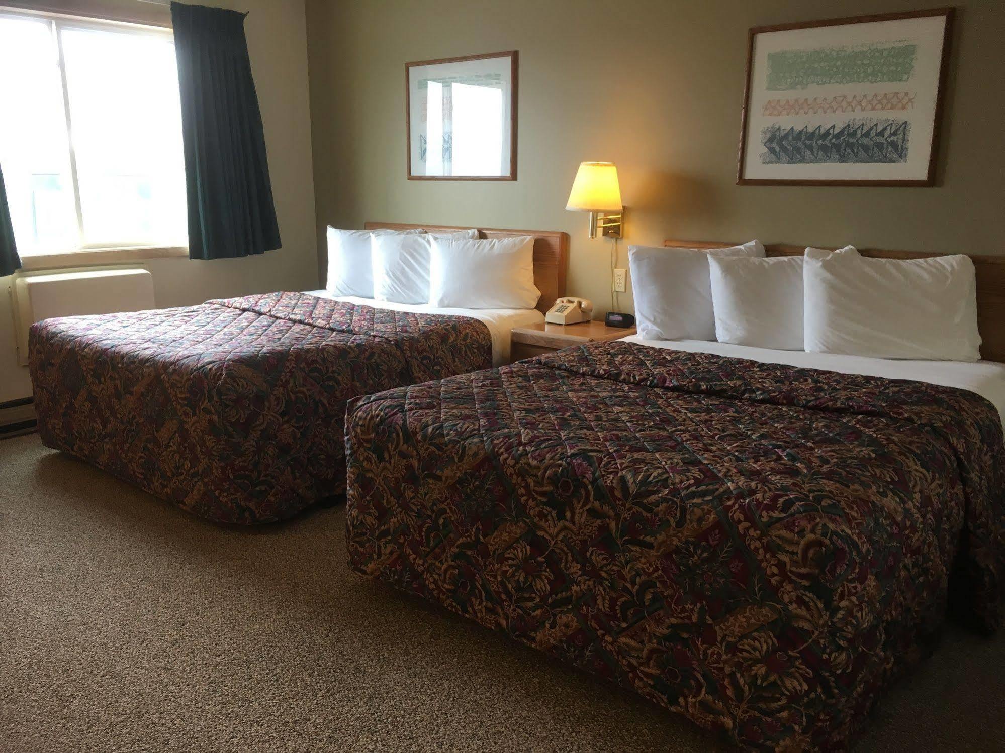 Value Host Motor Inn Marquette Luaran gambar